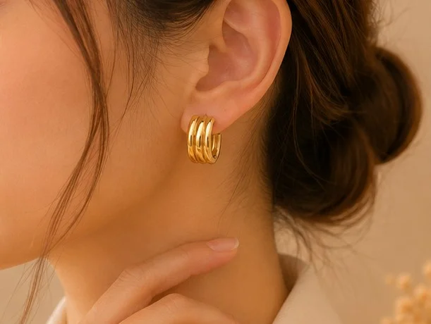 Gold Chunky Ribbed C-Hooped Earrings